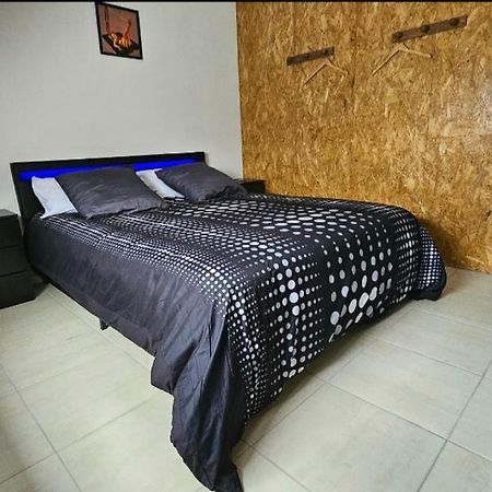 Hotel Madame à Clérey Extérieur photo